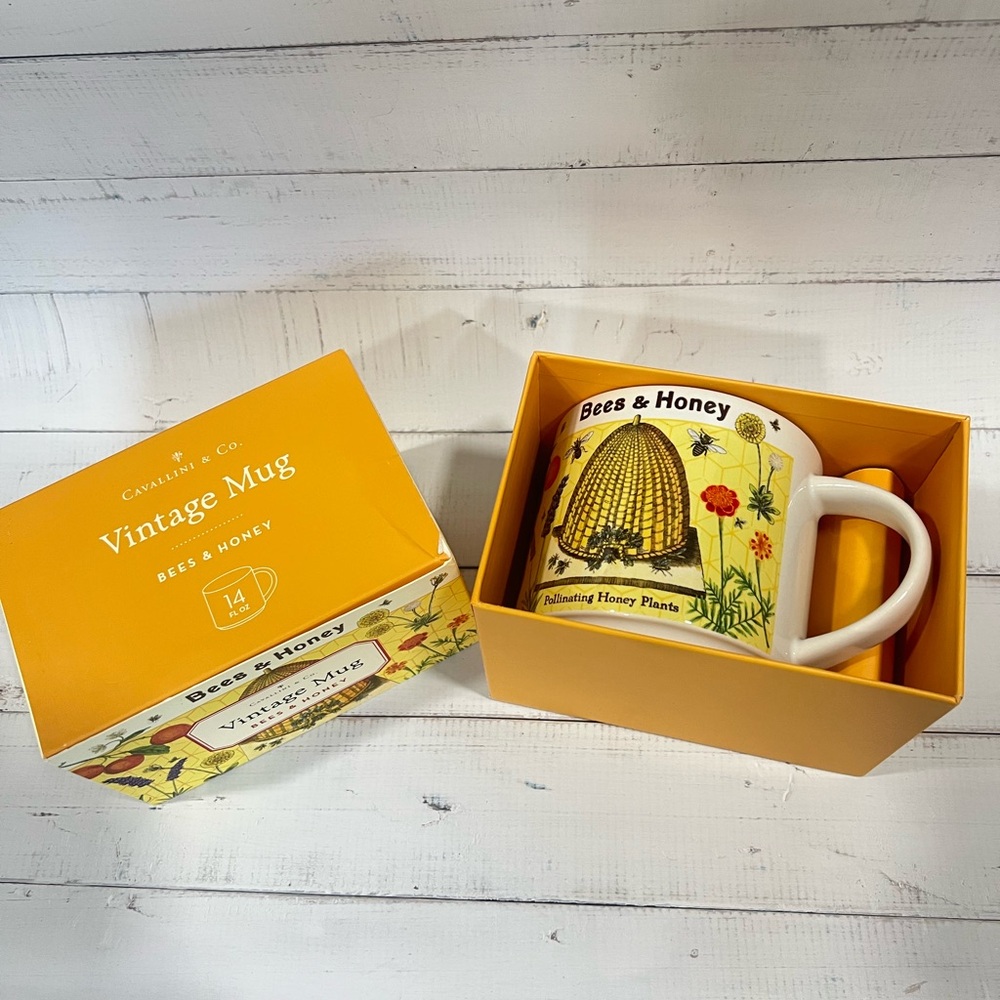 Gavalin & Co. Bees & Honey Vintage Mug - Yellow honey bee & Floral Design